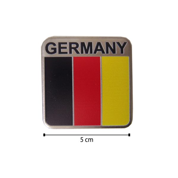 آرم مربعی جلو پنجره طرح پرچم آلمان